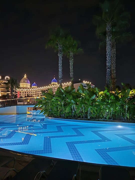 Pool Saturn Palace Resort Hotel