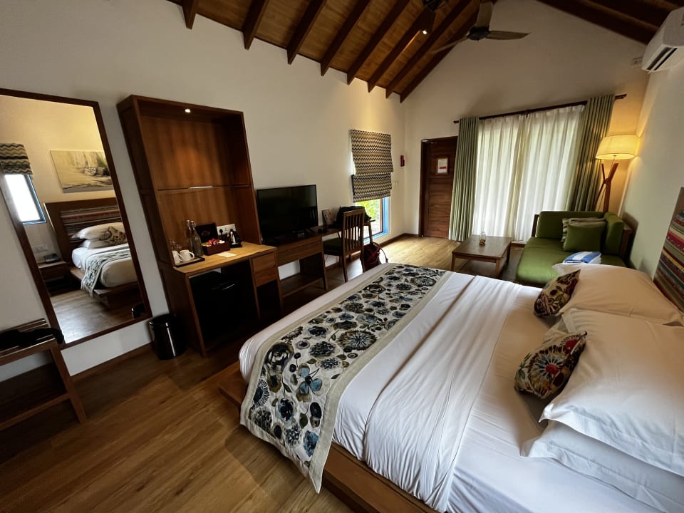 Zimmer Reethi Faru Resort