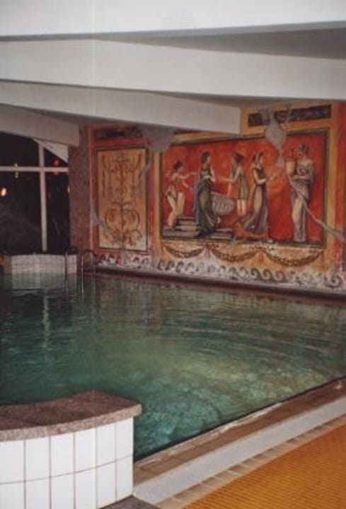 Wellnesspool Dilly - Das Nationalpark Resort