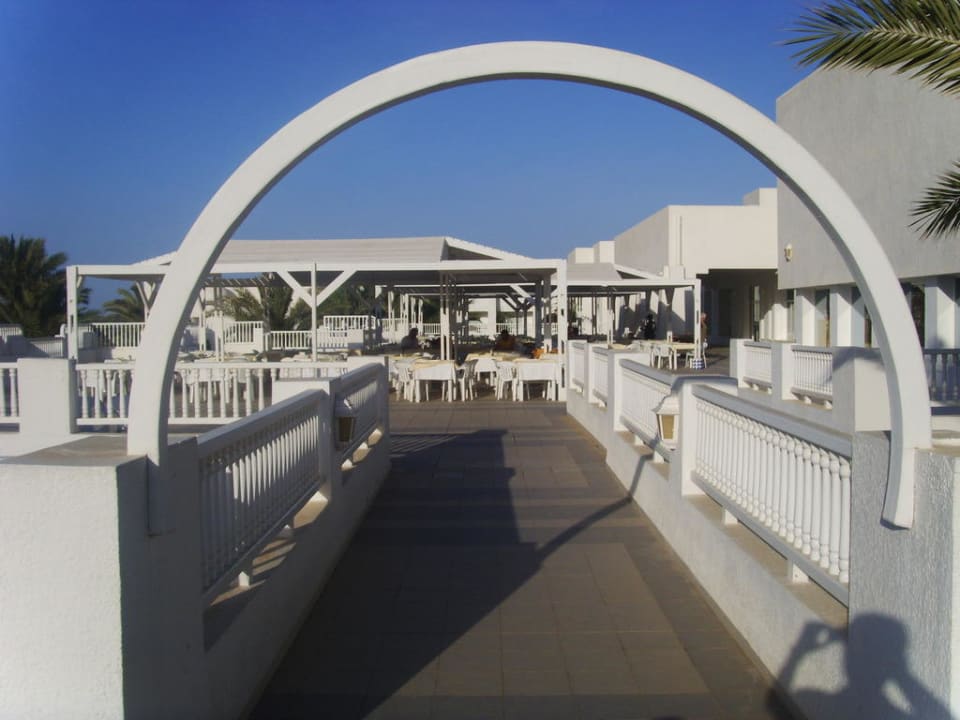 Hier kann man draußen essen Hotel El Mouradi Djerba Menzel