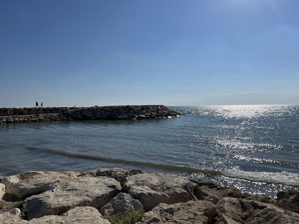 Strand Side Sunport Hotel & Spa