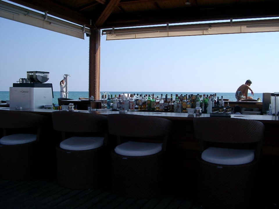 Bar auf den Docks Gloria Serenity Resort