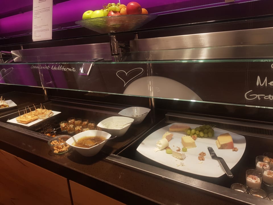 Gastro Hampton By Hilton Frankfurt Airport