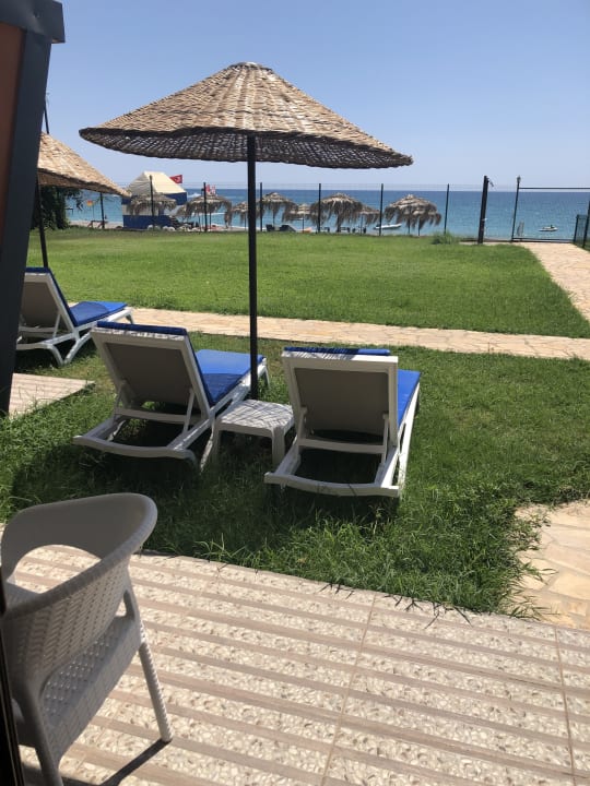 Ausblick Club Turtas Beach Hotel