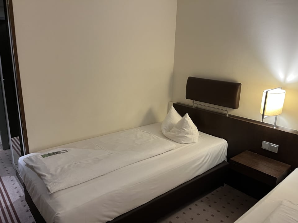 Zimmer Essential by Dorint Frankfurt-Niederrad