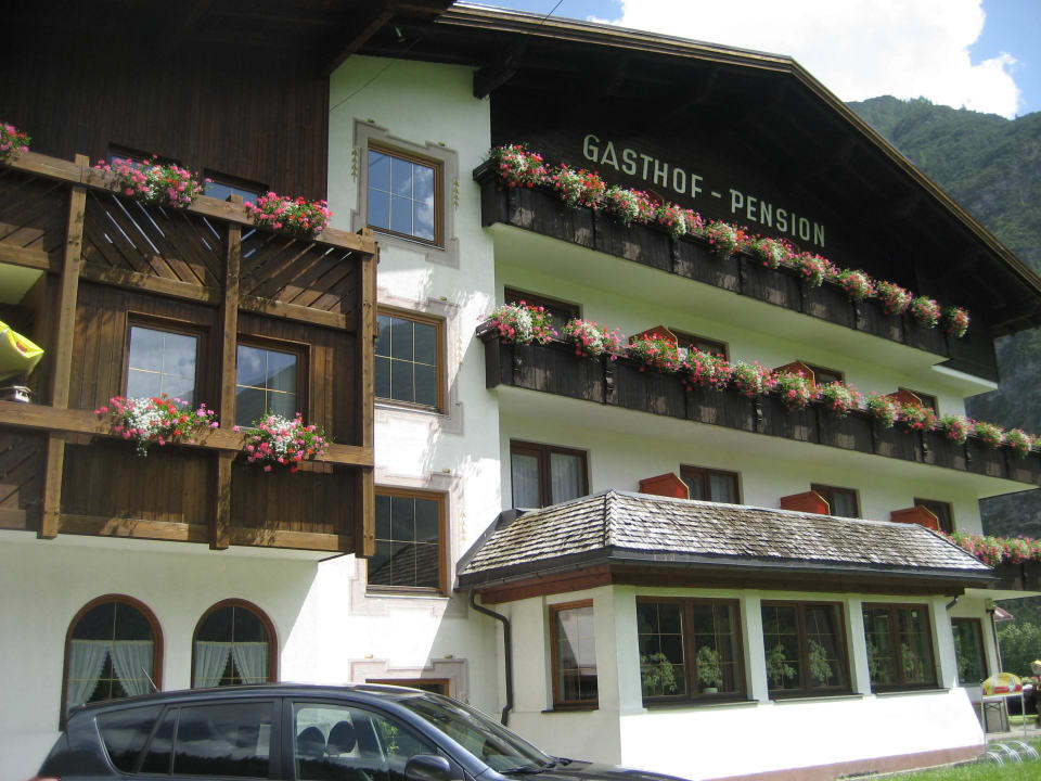 Westansicht Hotel Gasthof Schwarzer Adler