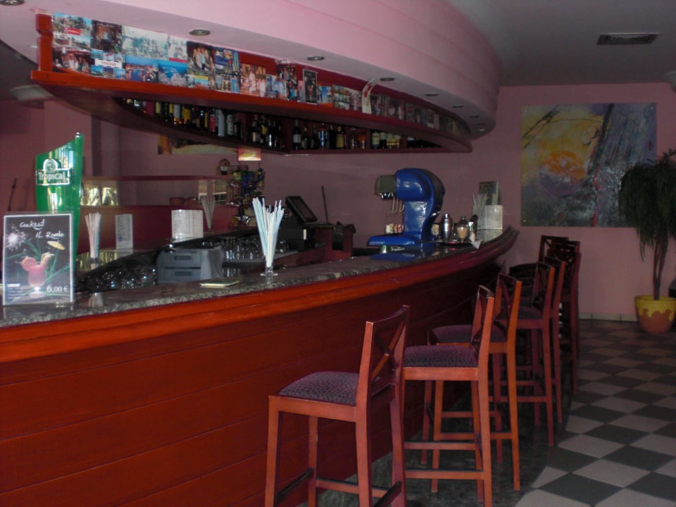 Bar HL Miraflor Suites Hotel