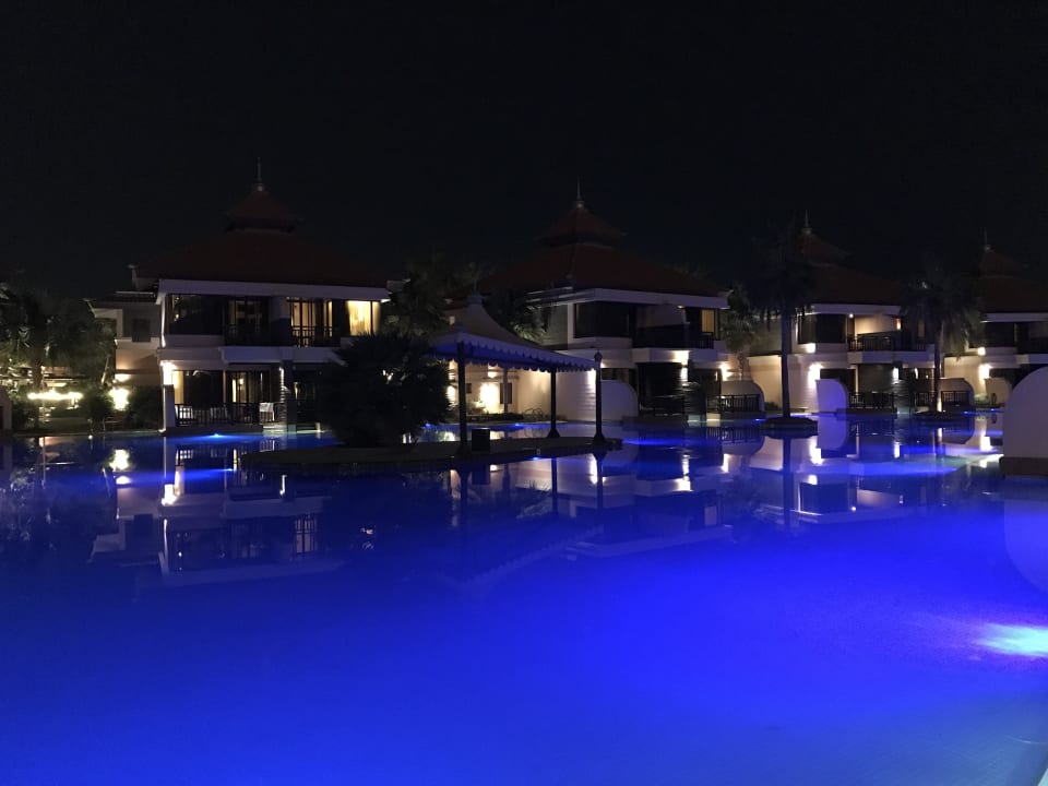 Pool Anantara The Palm Dubai Resort