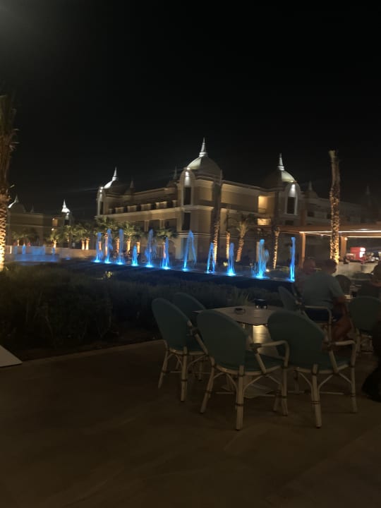 Pool Titanic Royal