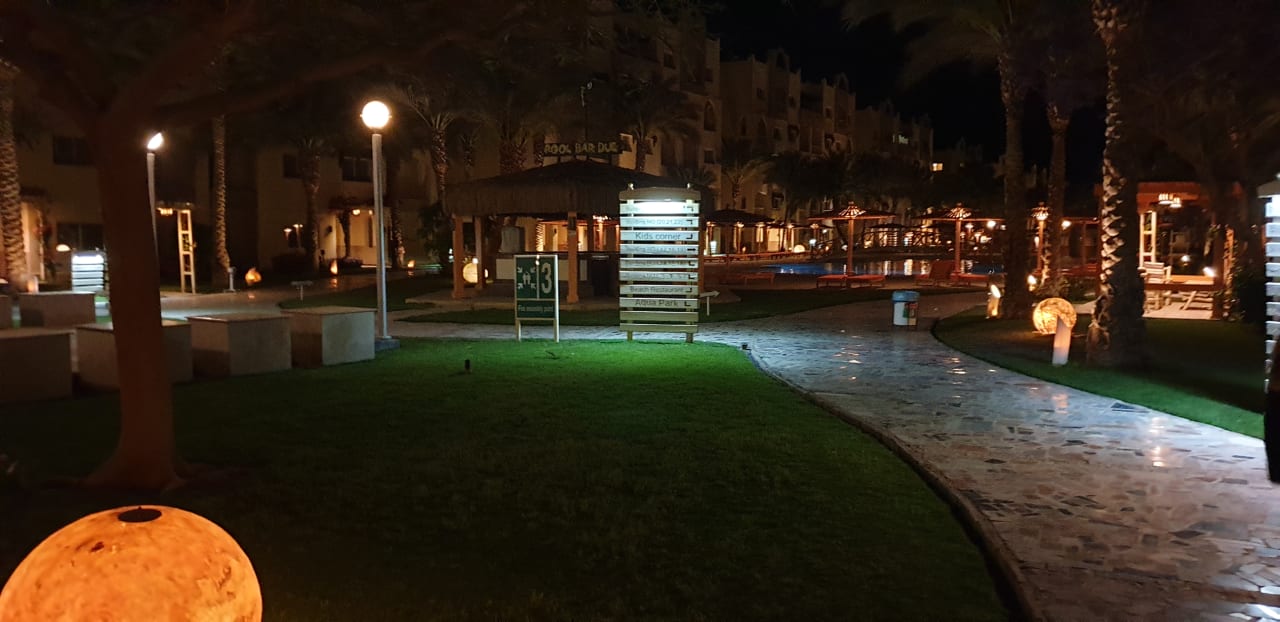 Gartenanlage El Karma Aqua Beach Resort