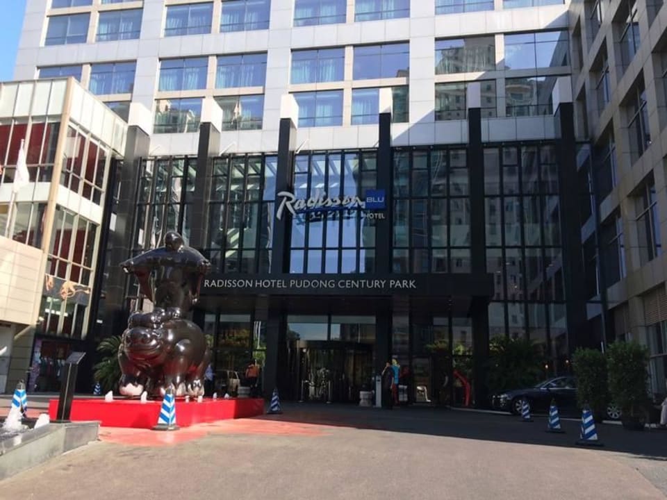 Eingangsbereich Hotel Grand Mercure Shanghai Century Park
