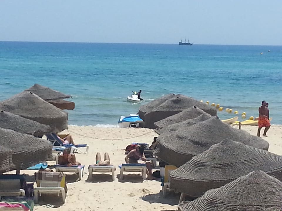 Strand Samira Club