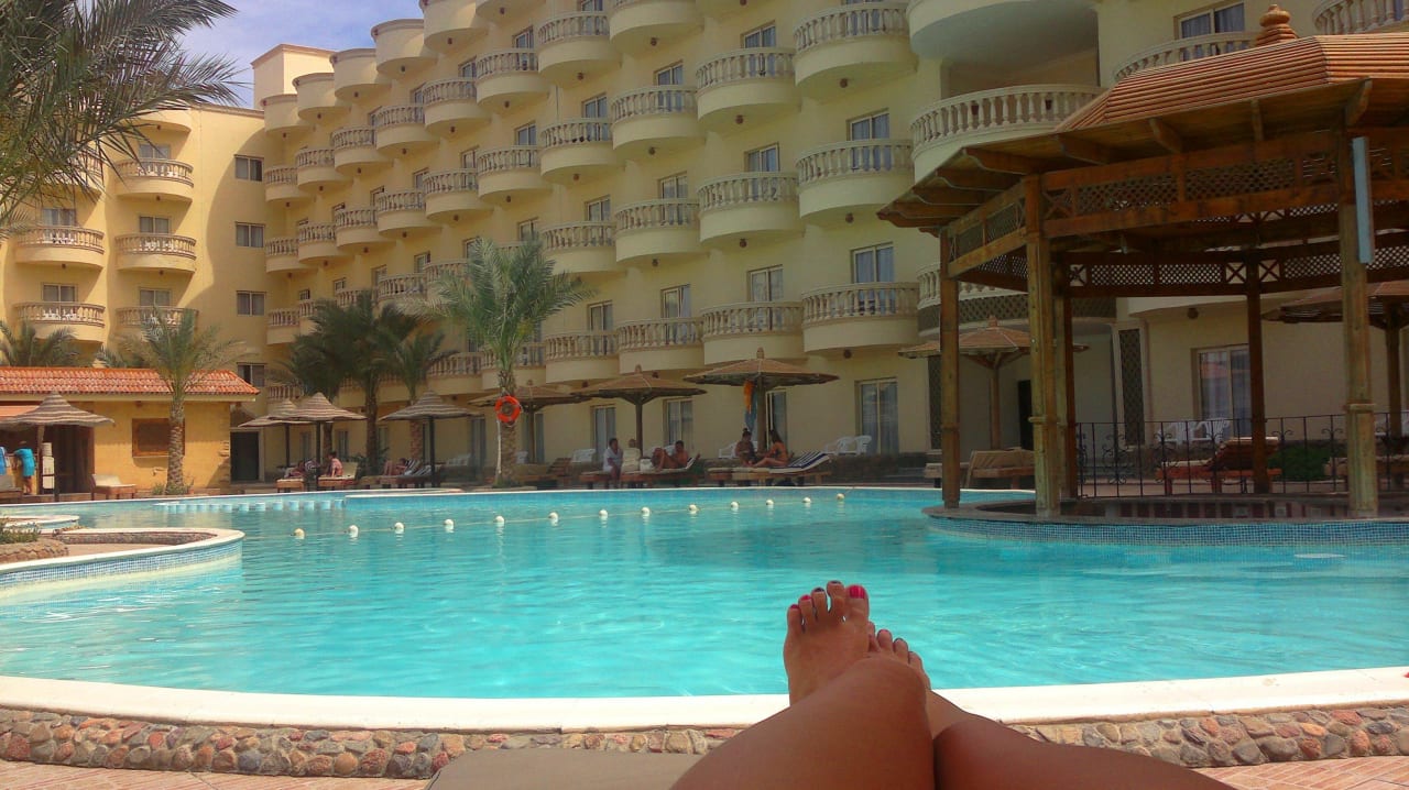 Бассейн на территории "Club Room" Riviera Aqua Park Resort