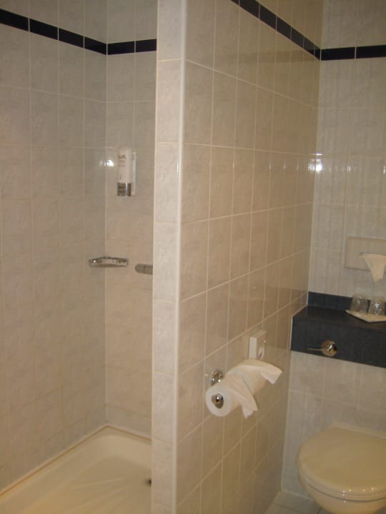 Zimmer 306 - Badezimmer Hotel Holiday Inn Express Poole