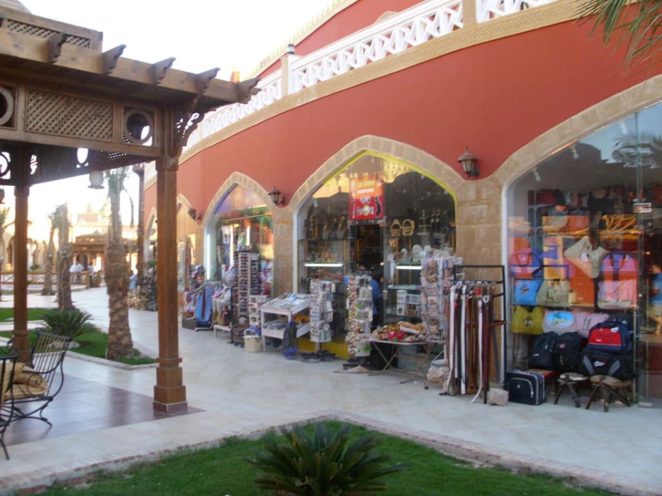 Einkaufsstraße Pickalbatros Alf Leila Wa Leila Resort - Neverland Hurghada