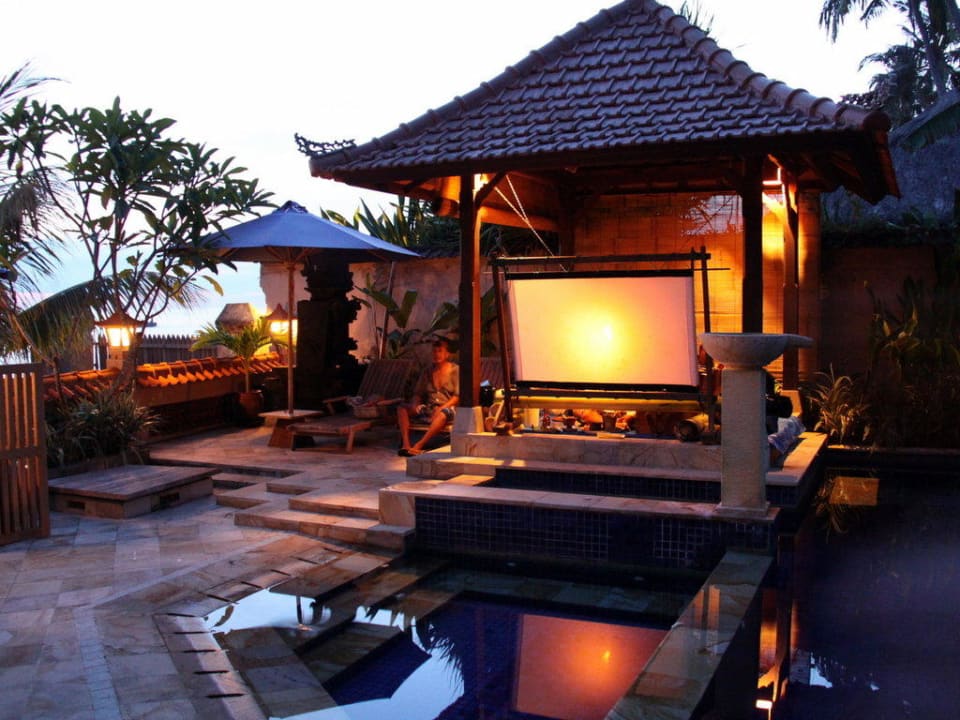 Wayang kulit 2009 2 Nusa Indah Bungalows & Villa