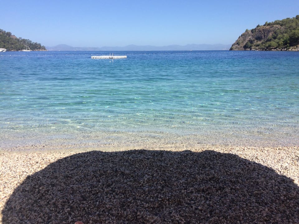 Strand Hillside Beach Club