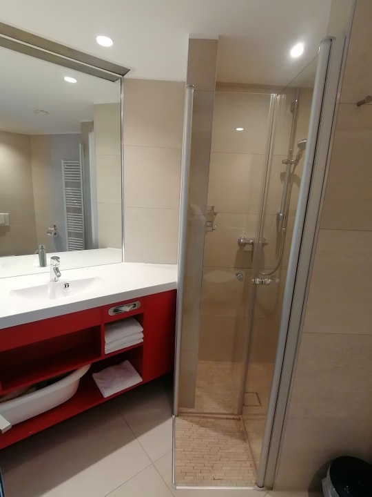 Zimmer All In Red Thermenhotel