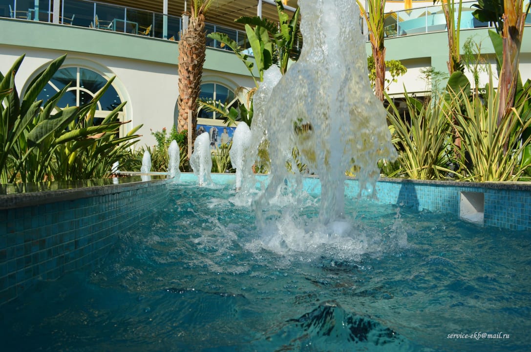 Территория Hotel Delphin Imperial