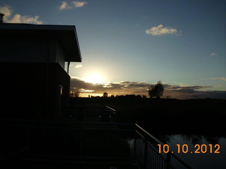Sonnenuntergang am Haus Ferienpark Landal Esonstad
