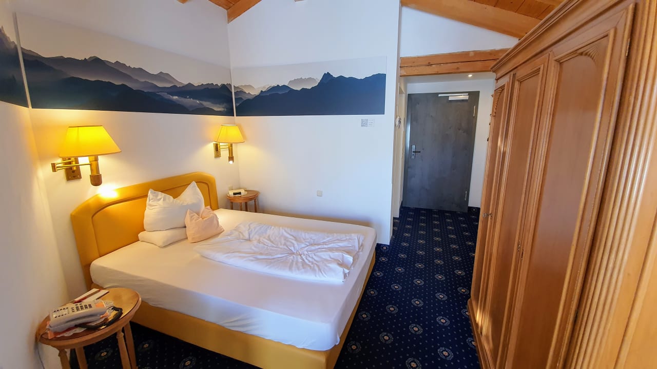 Zimmer Hotel Rheinischer Hof