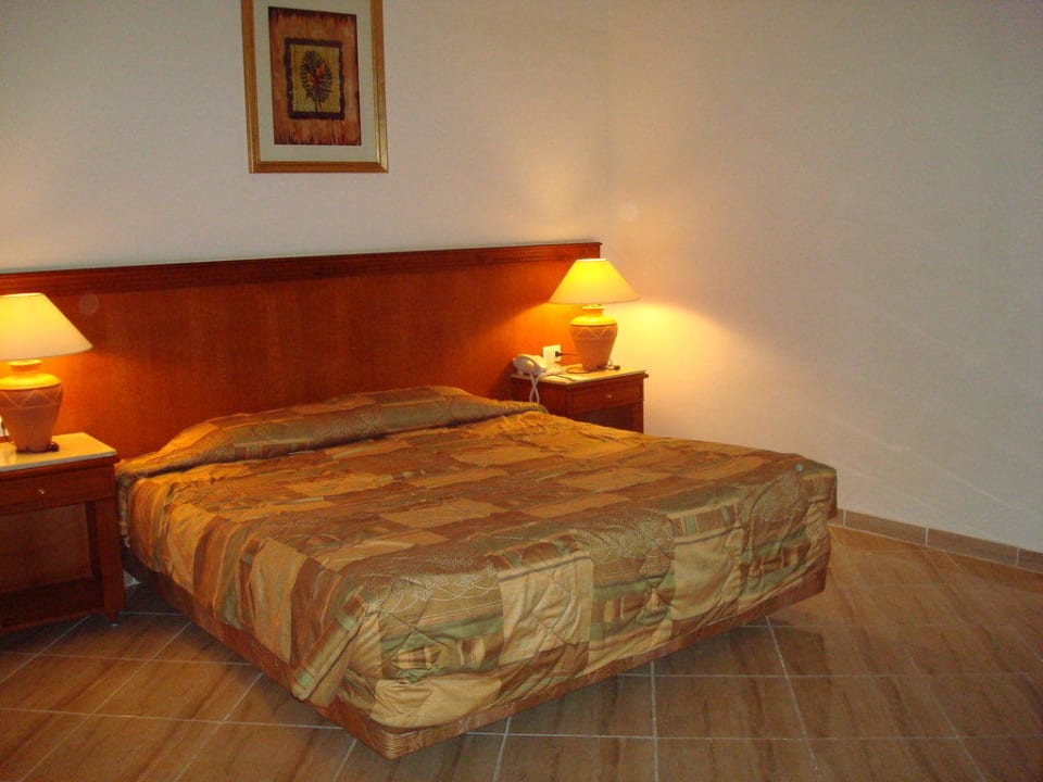Zimmer bei der Ankunft Malikia Resort Abu Dabbab