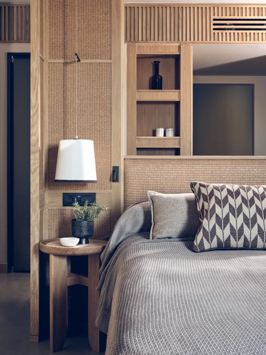 Zimmer The Royal Senses Resort, Curio Collection by Hilton