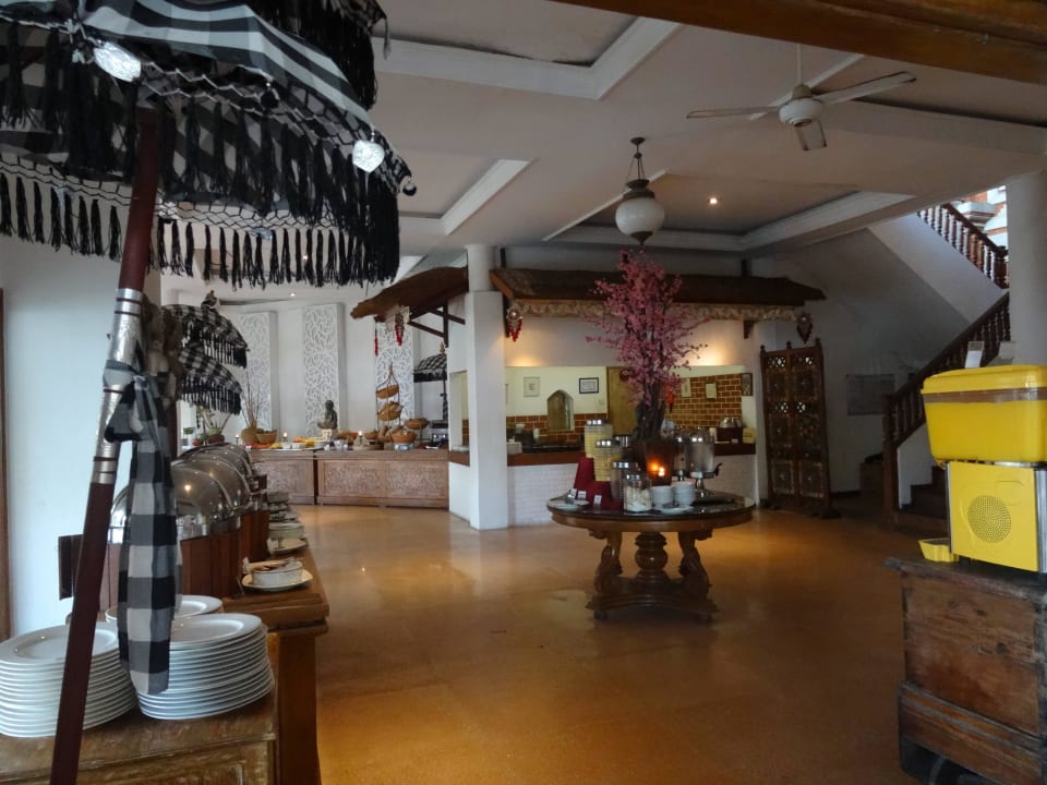 Beim Frühstück Hotel Keraton Jimbaran Resort