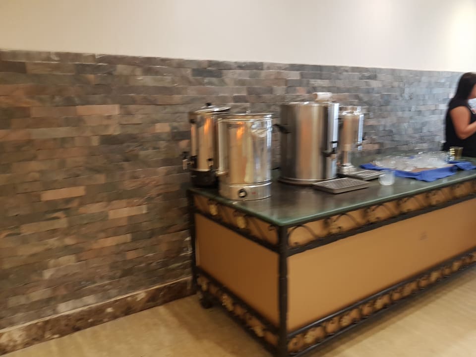 Gastro Seagull Beach Resort