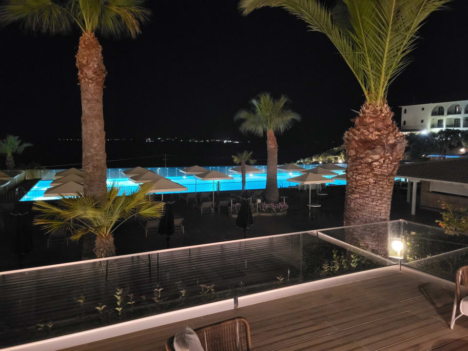 Pool Akrathos Beach Hotel