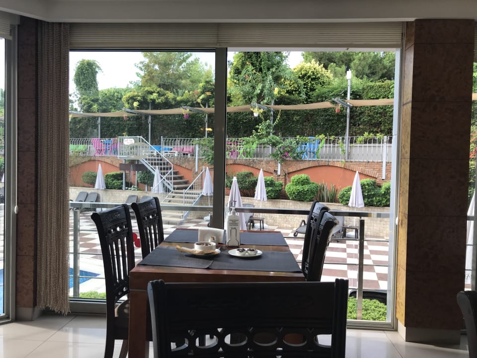 Gastro Hotel Grand Okan