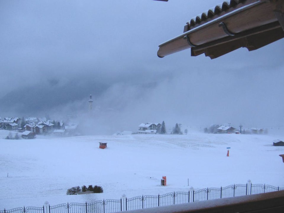 Ausblick vom Roßlaufhof am Morgen Hotel Roßlaufhof