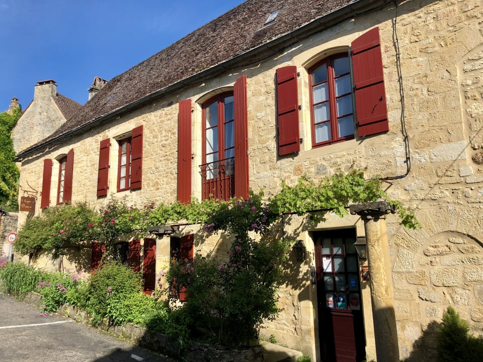 Außenansicht 1 logis à Domme - Piscine & SPA