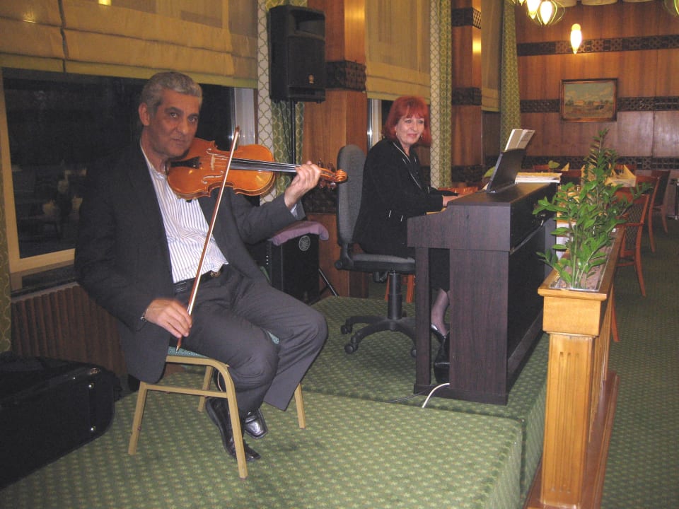 Mehrmals wöchentlich Live-Musik Ensana Thermal Hévíz