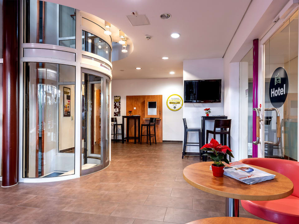 Lobby Hotel Hannover-Garbsen