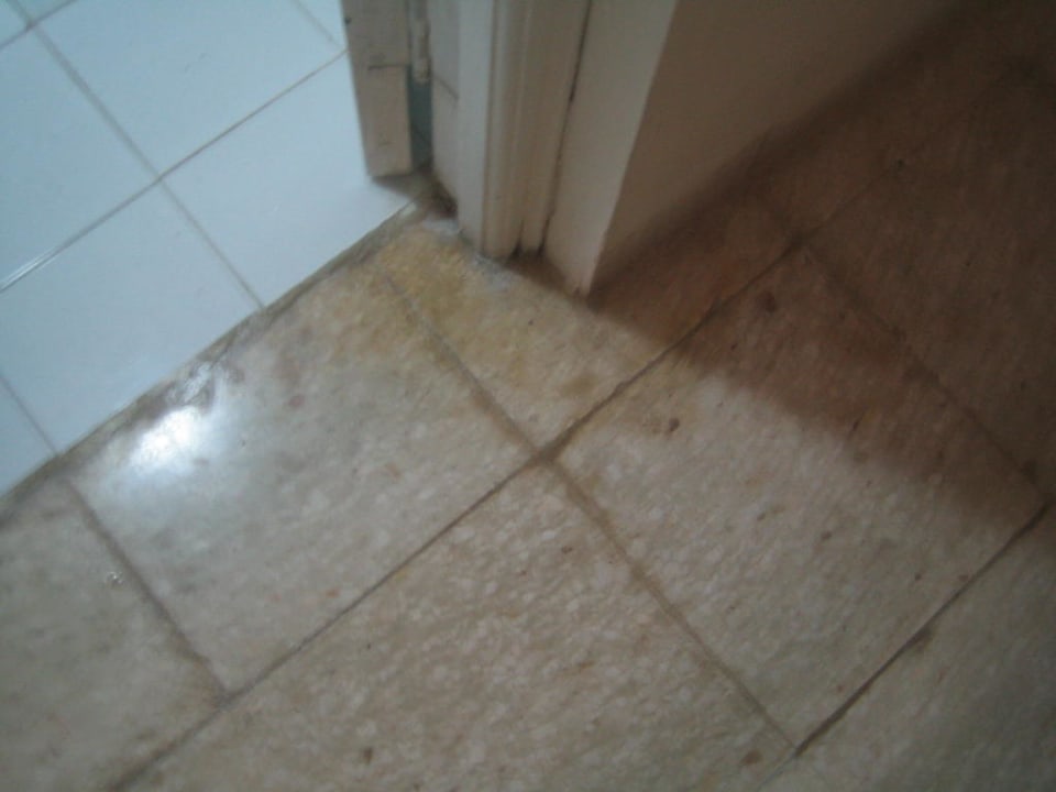 Abgewohnter Fliesenboden Sol Rio De Luna y Mares