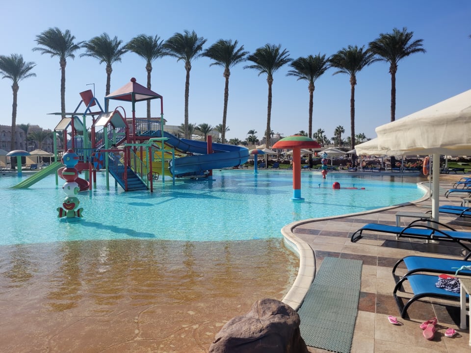 Pool Beach Albatros Resort