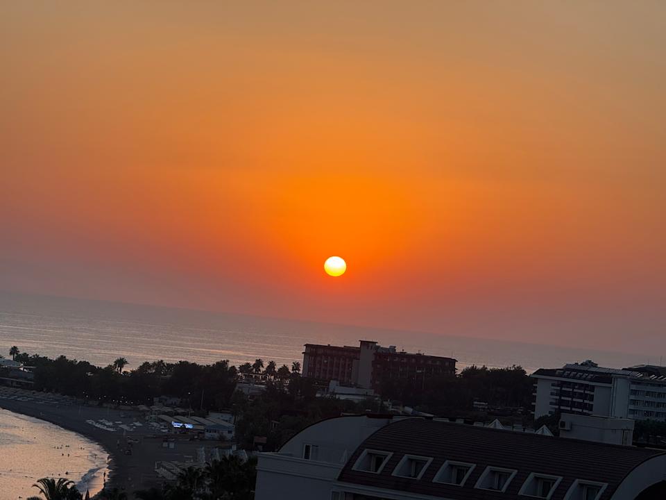 Strand Laguna Beach Alya Resort & Spa Hotel