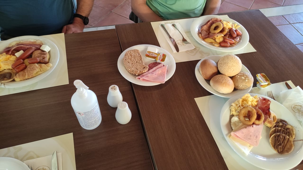 Gastro Bella Beach Hotel