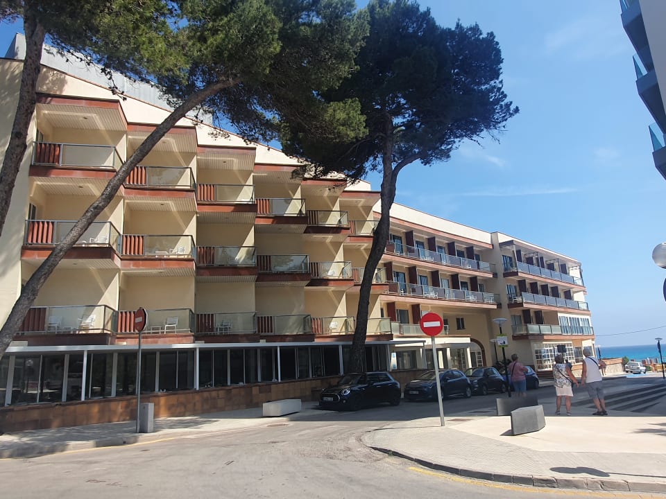 Außenansicht Hotel Clumba