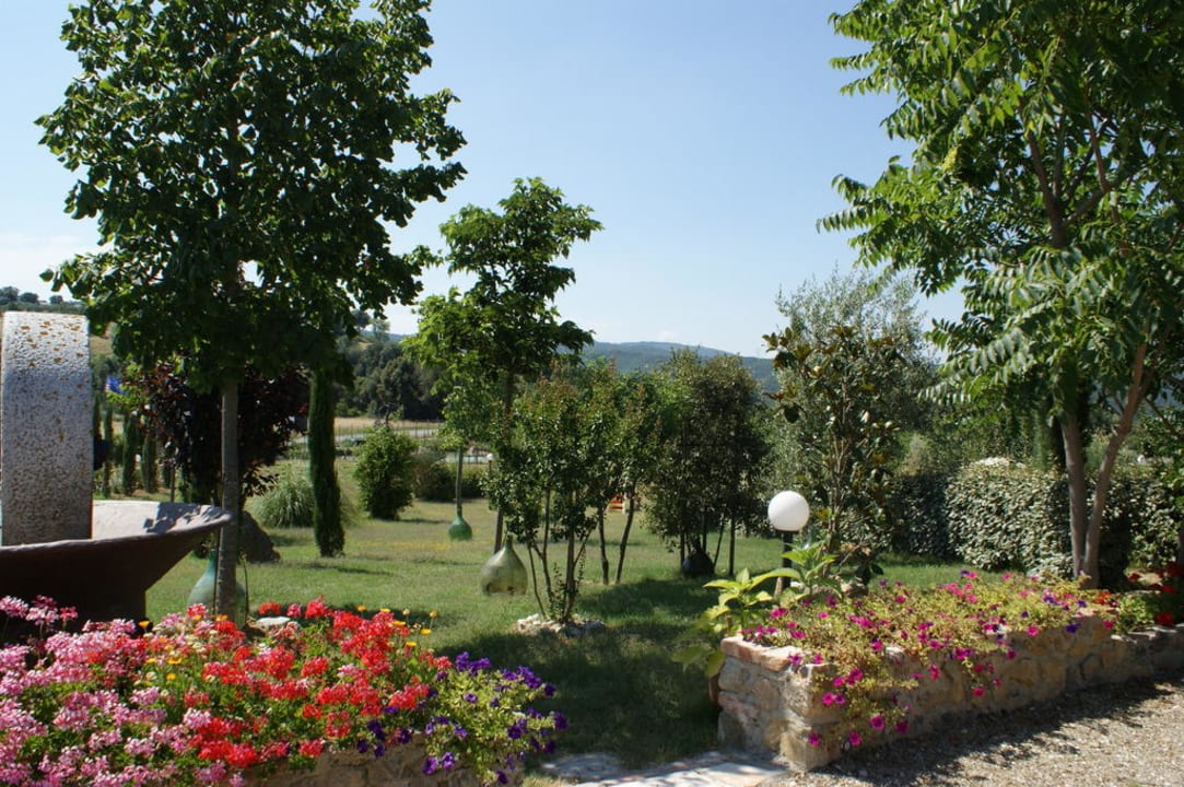 Gartenanlage Hotel Antico Borgo Il Cardino