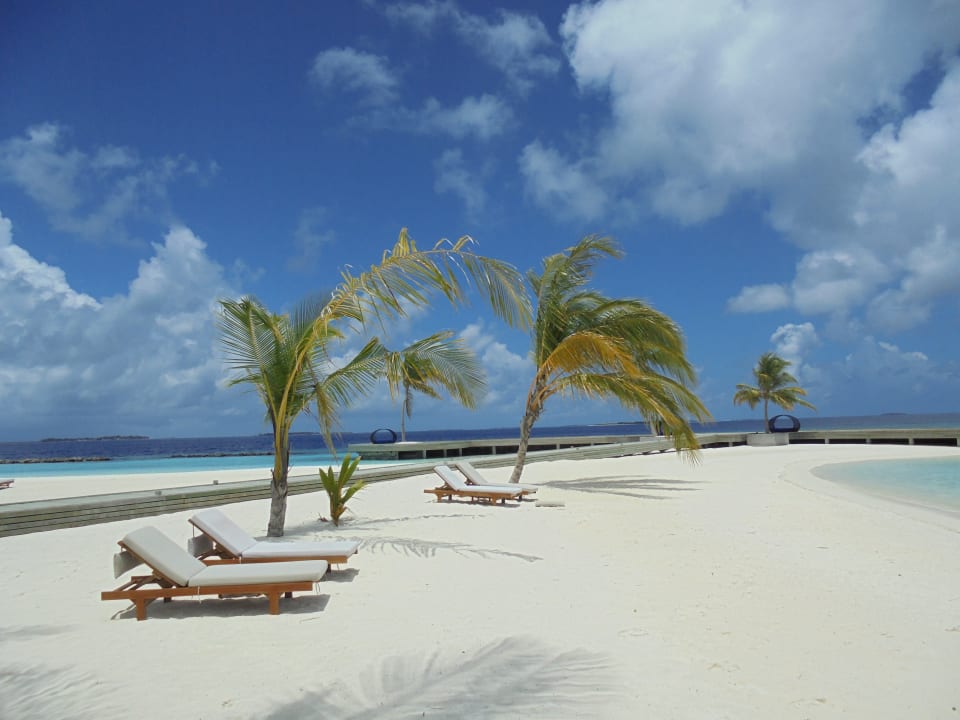Strand Dhigali Maldives