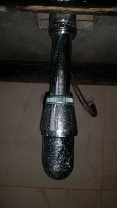 Abfluss oxidiert u rostet Kuredu Island Resort & Spa