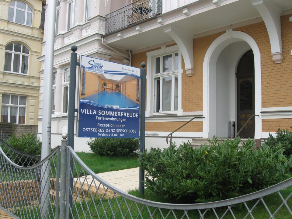 Eingang zur Villa Villa Sommerfreude