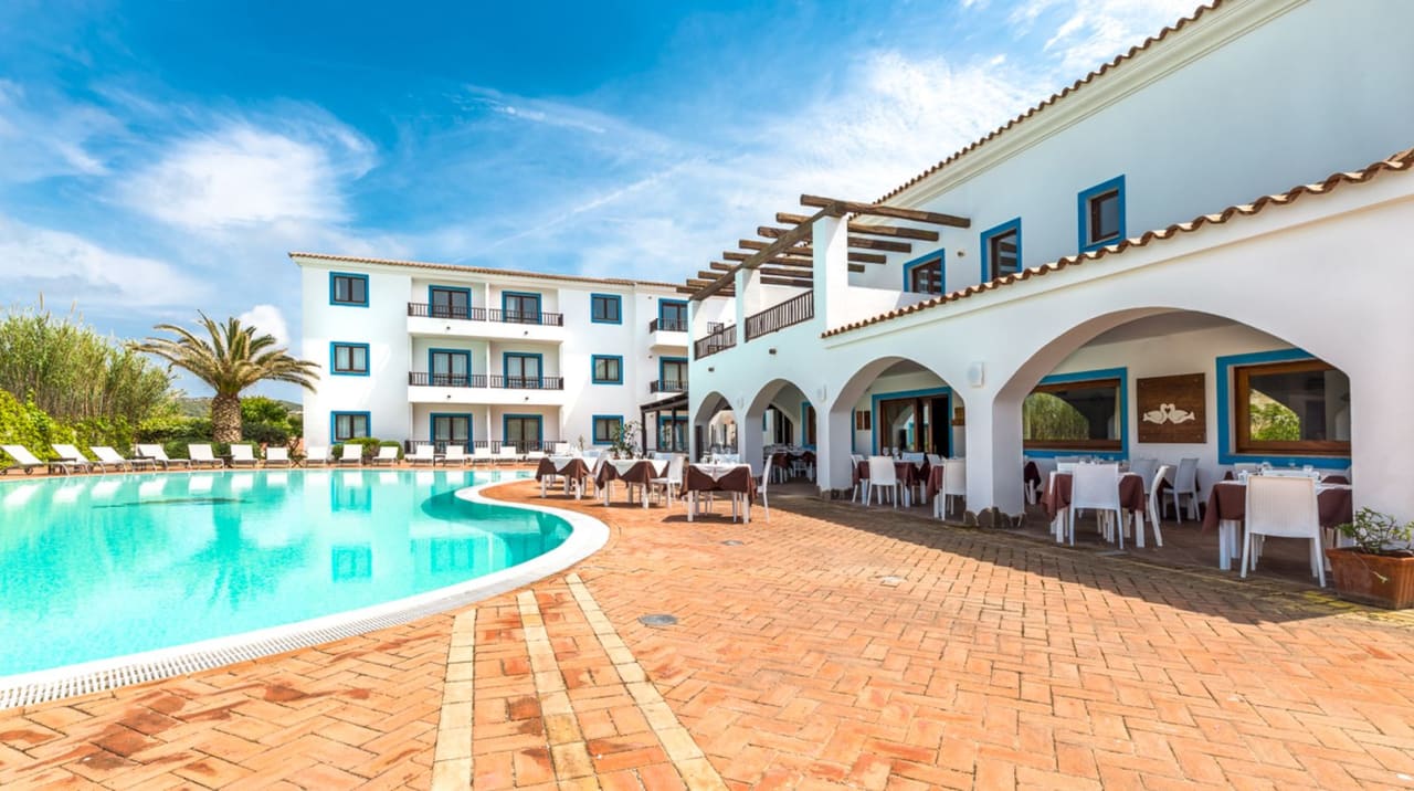 Außenansicht Hotel La Funtana