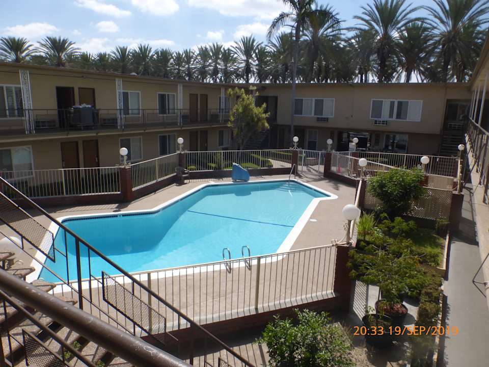 Pool Hotel Americas Best Value Inn & Suites