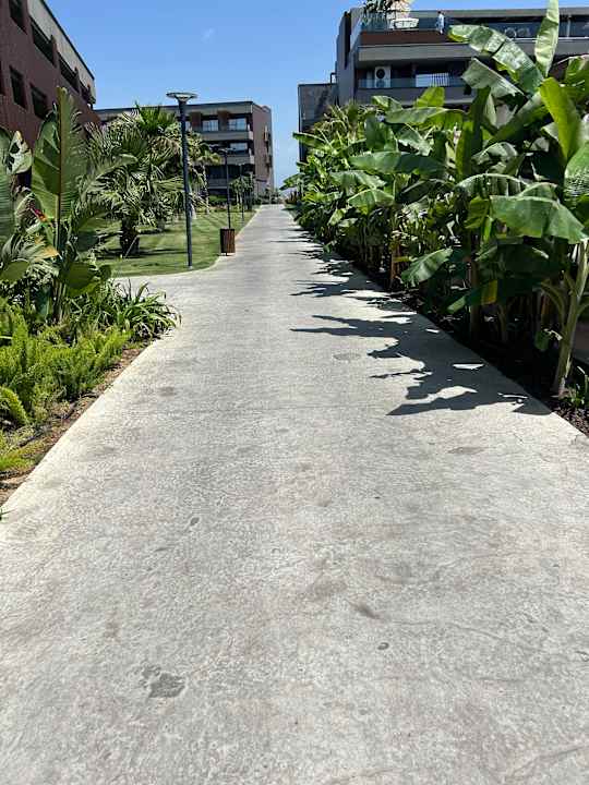 Gartenanlage Jacaranda Luxury Resort