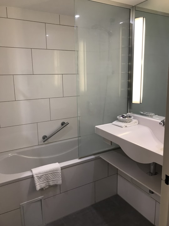 Zimmer Mercure Hotel Saarbrücken Süd