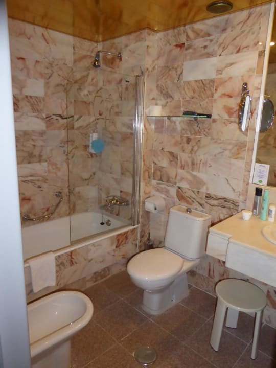 Badezimmer  allsun Hotel Bella Paguera