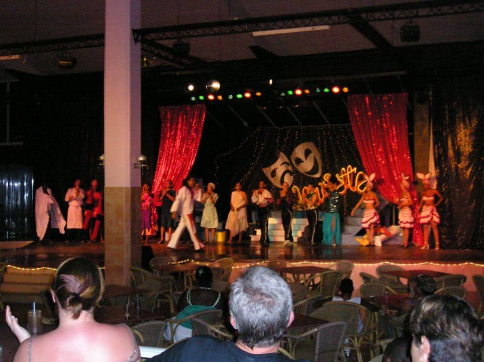 Die abendliche Animation Sol Hicacos Varadero